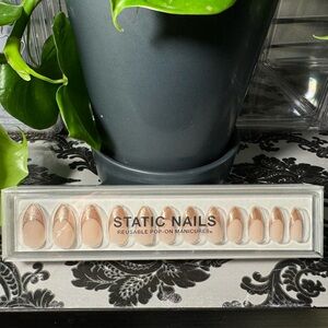 STATIC NAILS-Reusable Pop-On Manicure VELVET FRENCH ~ Almond shape